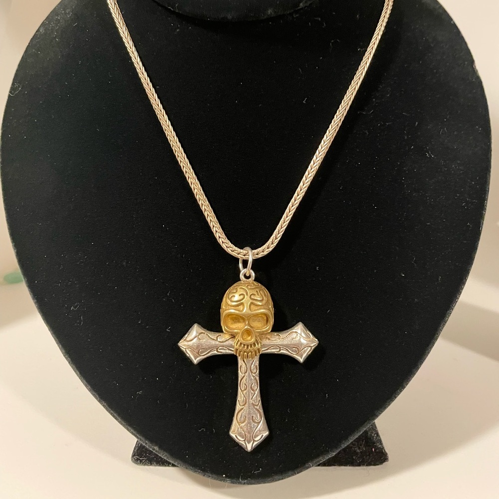 Skull and Cross Necklace